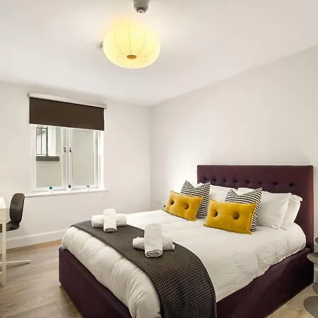 The Town Place, Clifden Boutique Apartment Hébergement de vacances *